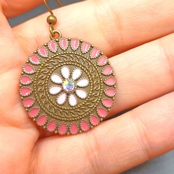 BRONZE pink floral earrings boho mandala minimalist - Picture 3 of 5